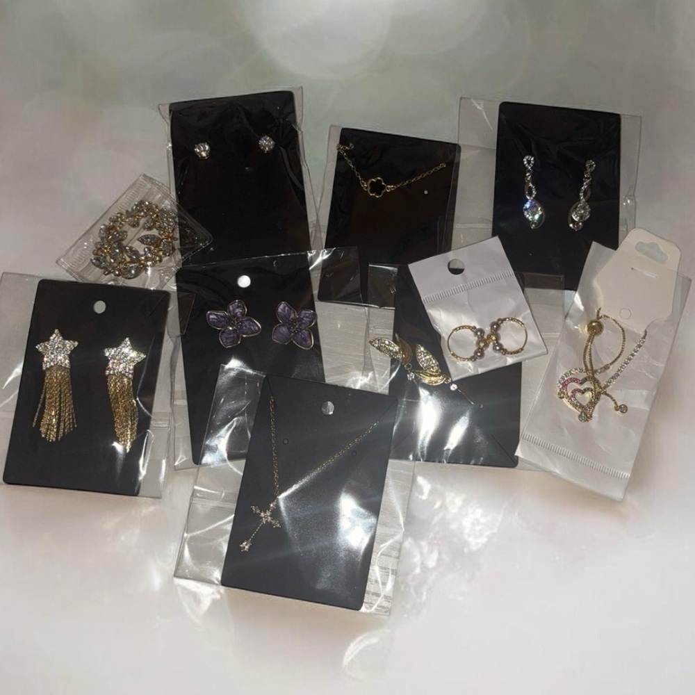 ✨ Host Support Mystery Jewelry Bundle – 10 Pieces ✨ - Picture 4 of 5